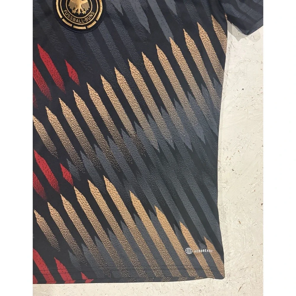 Adidas Germany Pre Match Soccer Jersey 2022 Mens Small Slim World Cup